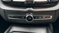 Volvo Xc60 2.0 B4D R DESIGN 5dr AWD Geartronic Diesel Estate